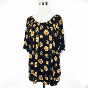 NWT Women's Top Plus Sz 2X Black Floral Print